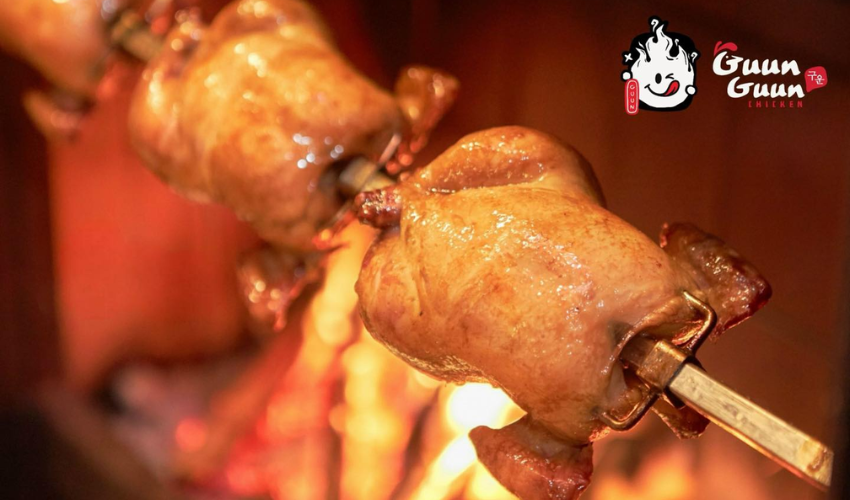 Rủ Cạ Cứng Càn Quét Quán Gà Nướng Củi Ngon Xuất Sắc tại Hà Nội - Hình 2