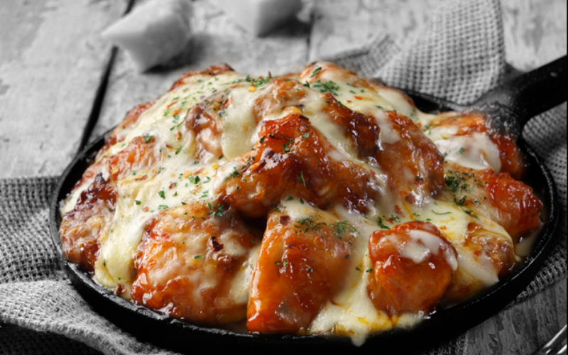 Review cho tín đồ ẩm thực gà Hàn Quốc tại Hà Nội 5