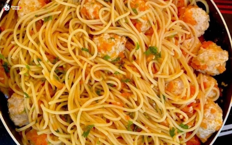 Mì Spaghetti gà viên sốt cà chua 5